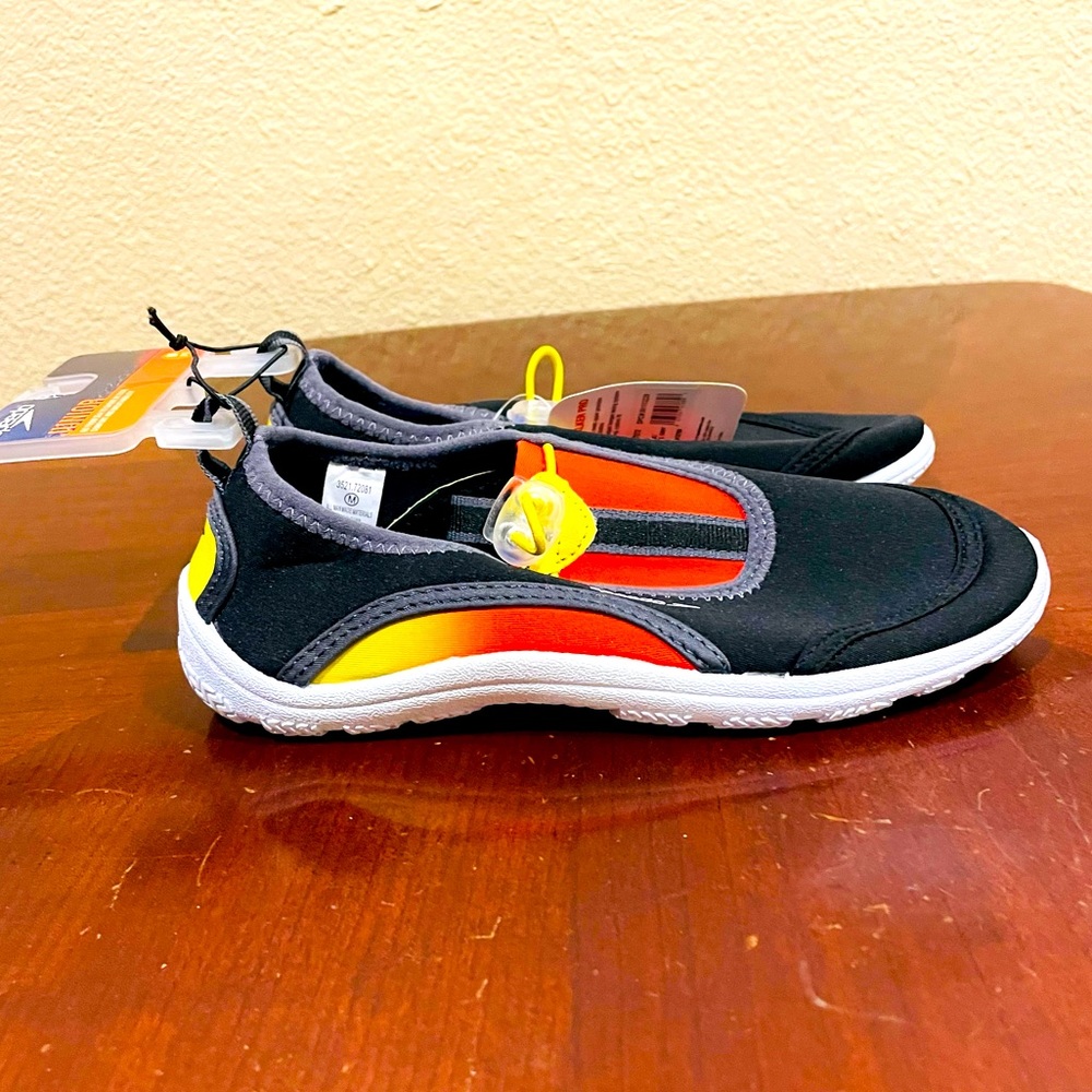 NEW With Tags Speedo Junior Surfwalker Water Shoes Sz. M 2-3